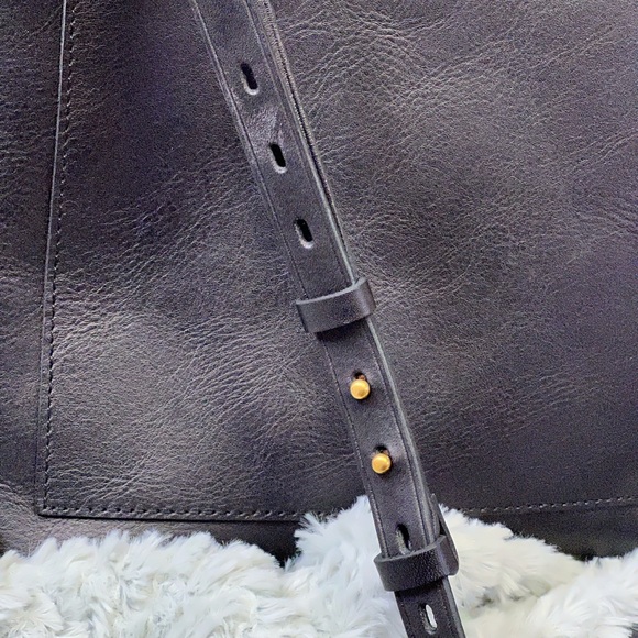 EUC Madewell Black Leather Medium Transport Tote - Picture 11 of 13